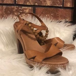 Ugg Namia Beaded Platform Sandal // 10